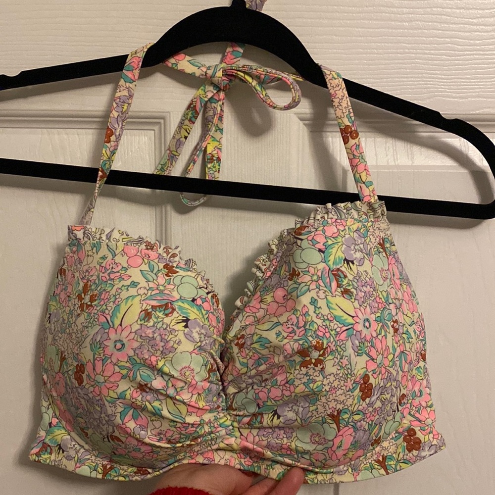 Victoria’s Secret swim top.